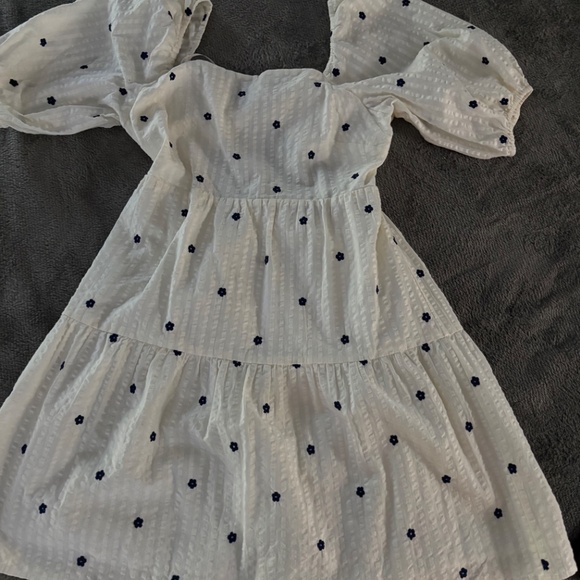 Dress - Picture 2 of 3